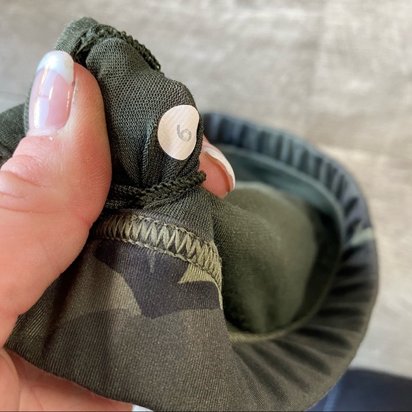 Lululemon green camo all sport sports bra - Picture 5 of 5